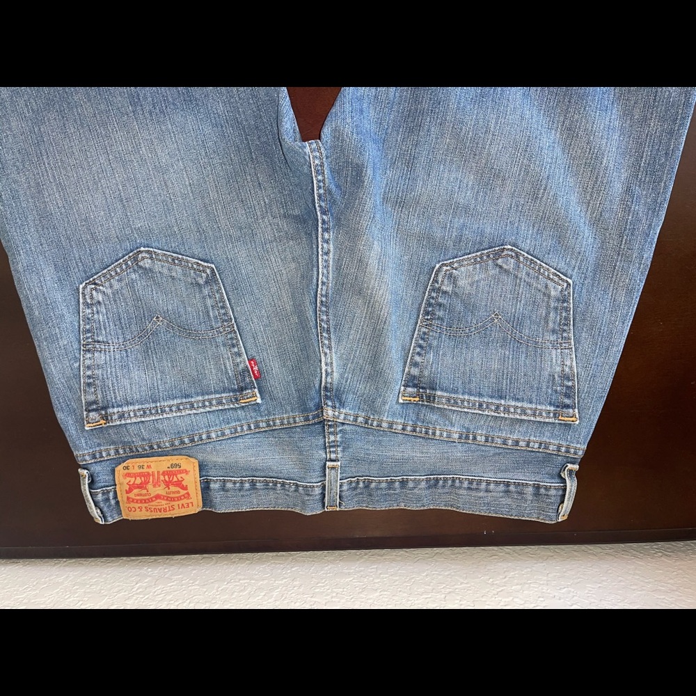 Levi’s 569 36x32 - Picture 1 of 3